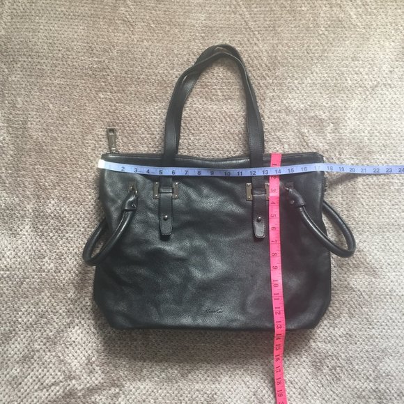 Kenneth Cole Pebbled Leather Shoulder Bag - Picture 10 of 14